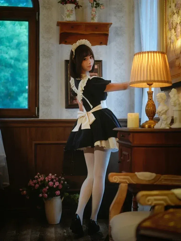 Tuyển tập hơn 10 ảnh cosplay hầu gái quyến rũ